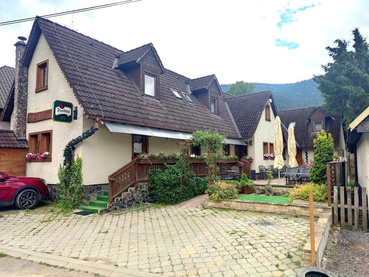 Penzion Lestiny Exterior foto